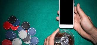 Antarmuka sportsbook dan slot online svip7 apk di smartphone